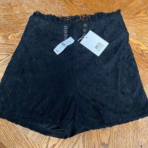 Dress Decode S NWT SEXY BLACK LACE HIGHWAIST SHORT SHORTS